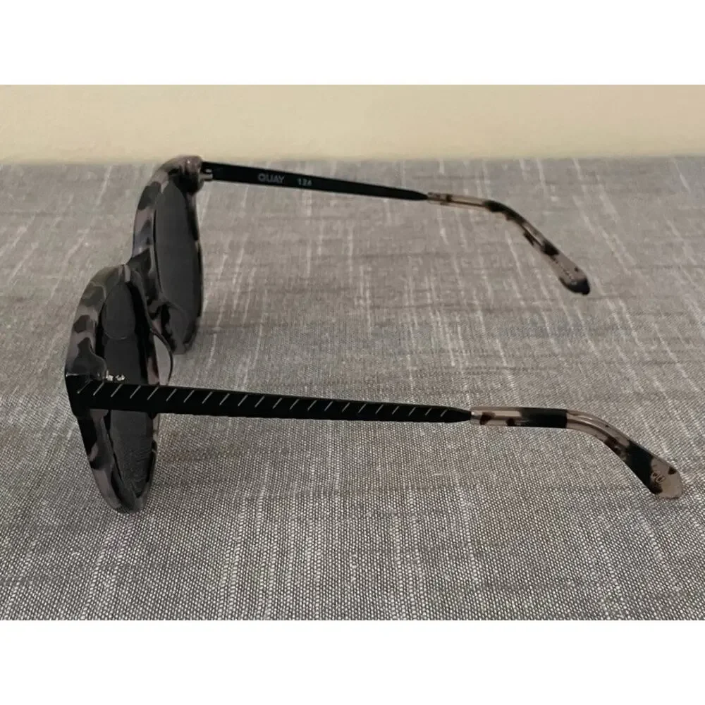 QUAY Coffee Run MiMi Womens Black Gray Tortoise Polarized Round Sunglasses - Picture 3 of 14
